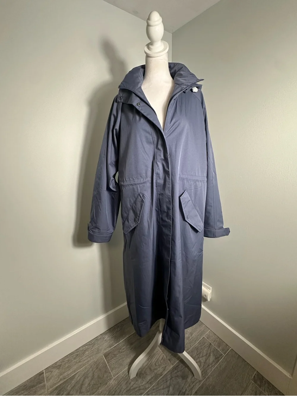 NEW Quince Weather Proof Rain Trench Coat Size Medium